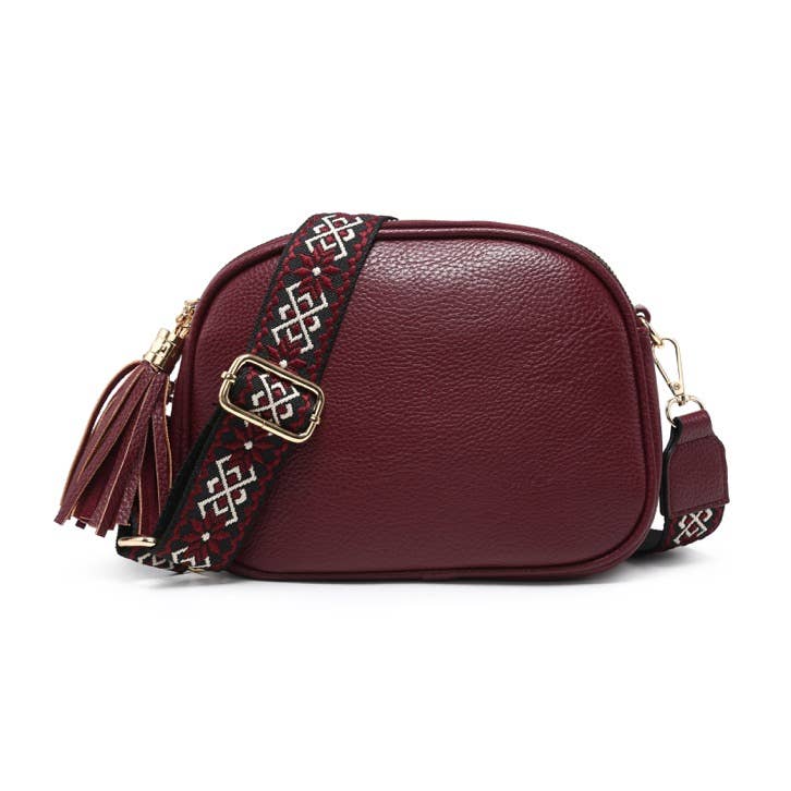 B23007 Cross Body Handbag with three zip top sections: Black