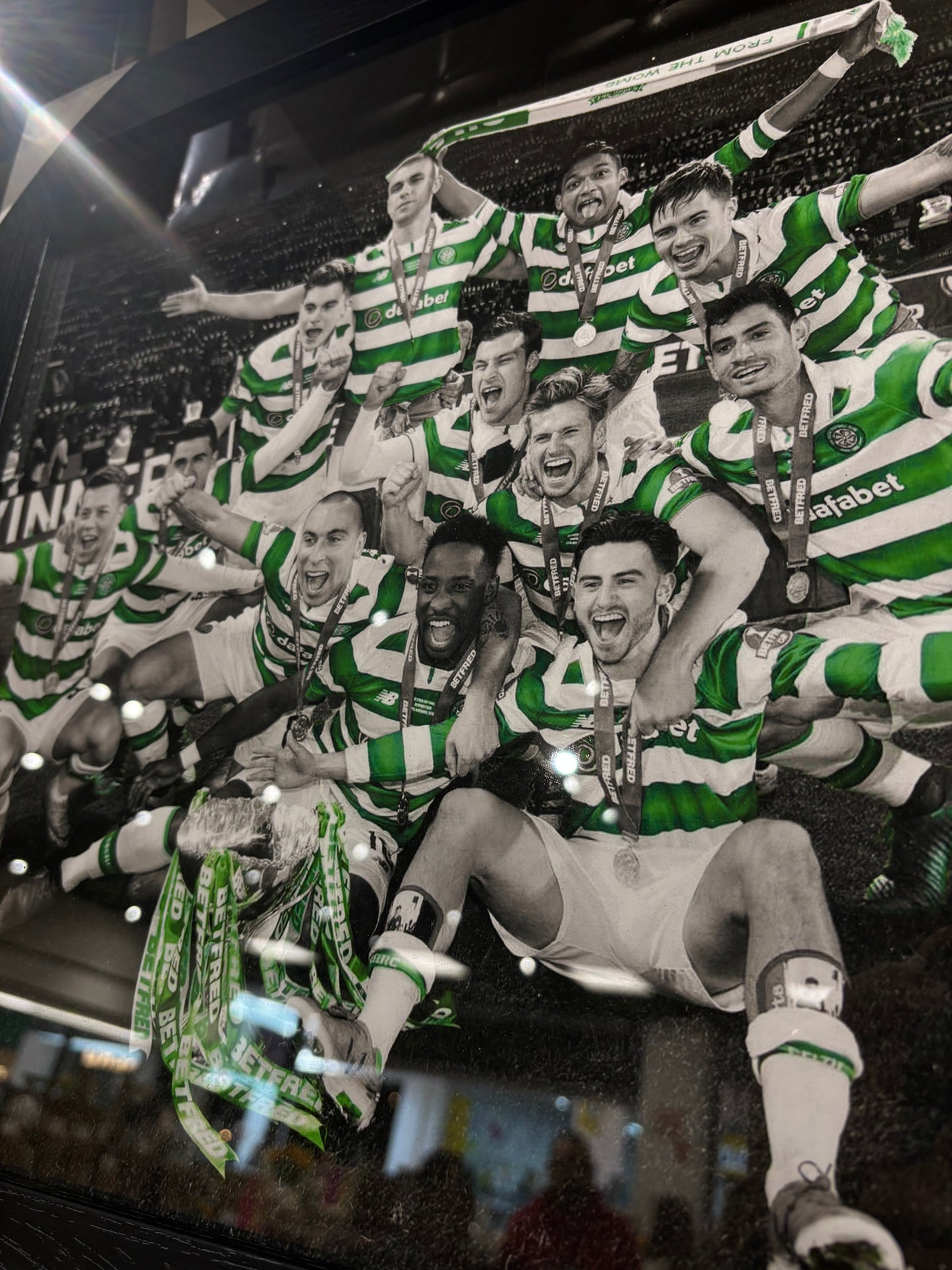 Celtic FC Champions Framed Print – Iconic Celebration Photo